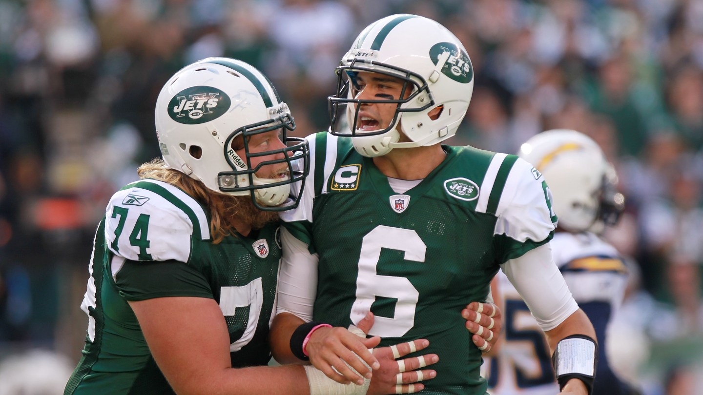 Mark Sanchez Reflects on Memories with Jets Teammate Nick Mangold – Mirror Brief